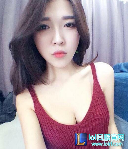 “娜美身材”女玩家晒大奶私照 胜率高达90%