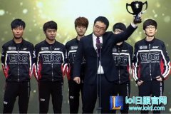 英雄的平凡心：无畏逆境的狂小狗—Uzi,lol日服
