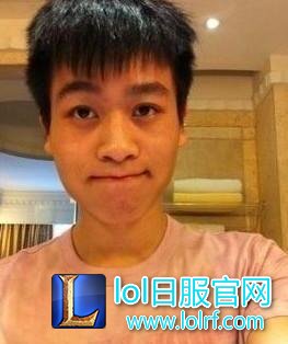 天蚕土豆和LOL女解说结婚?网友:为了拖更也是拼了!
